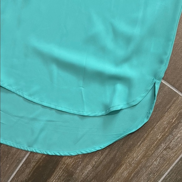 Tacera Blue Relaxed Blouse with Cuffed Sleeves - Picture 7 of 9